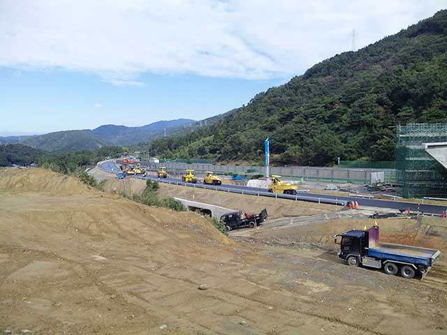 舞鶴若狭自動車道 高野工事