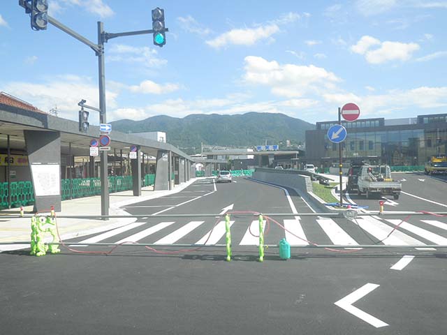 駅前広場整備工事その19+(1)