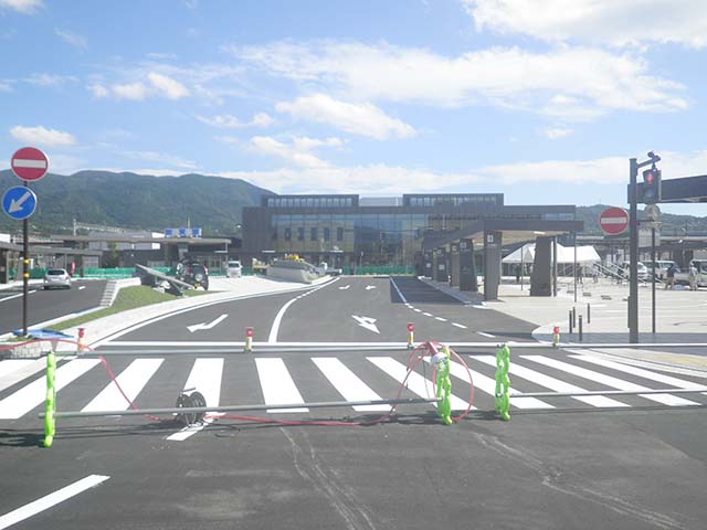 駅前広場整備工事その19+(1)